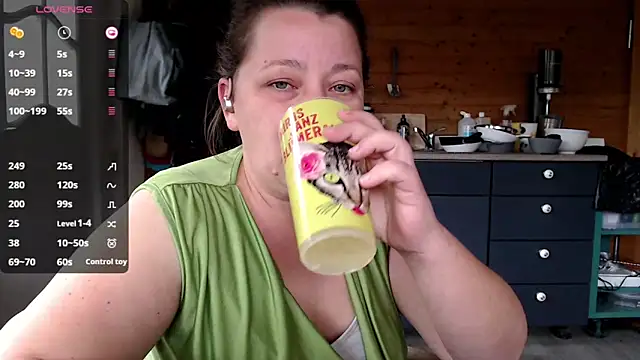 KasiaPrivat online show from November 16, 2025, 12:11 pm