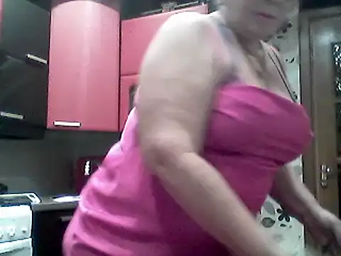 Snapshot of Lisa_Suzie chatting on September 25, 2025, 10:02 pm Lisa Suzie online show from September 25, 2025, 10:02 pm