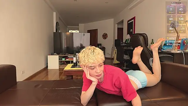 Snapshot of mapleg chatting on April 5, 2026, 6:05 pm mapleg online show from April 5, 2026, 6:05 pm