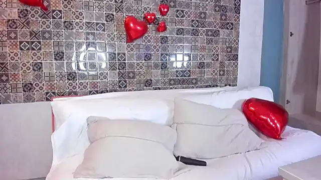 Pamela Johnsonn online show from February 3, 2025, 7:42 pm