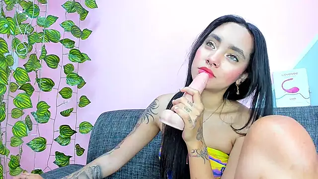 Snapshot of dakota-bright01 chatting on February 21, 2025, 4:59 pm dakota-bright01 online show from February 21, 2025, 4:59 pm