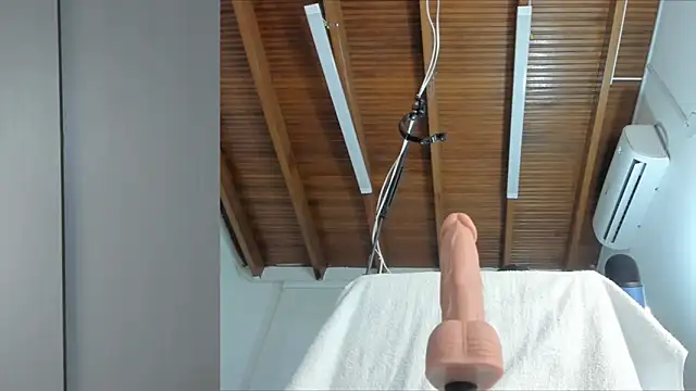 Lucy carter  online show from September 23, 2025, 3:15 pm