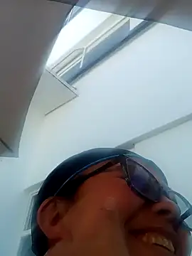 Snapshot of Darly_Gomez chatting on January 9, 2025, 3:34 pm Darly Gomez online show from January 9, 2025, 3:34 pm