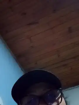 Snapshot of Darly_Gomez chatting on January 15, 2025, 4:36 am Darly Gomez online show from January 15, 2025, 4:36 am