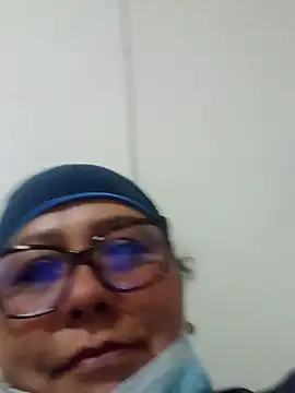 Snapshot of Darly_Gomez chatting on February 15, 2025, 4:58 am Darly Gomez online show from February 15, 2025, 4:58 am