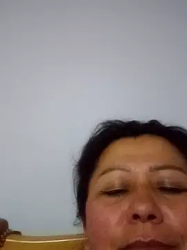 Snapshot of Darly_Gomez chatting on February 18, 2025, 3:10 am Darly Gomez online show from February 18, 2025, 3:10 am