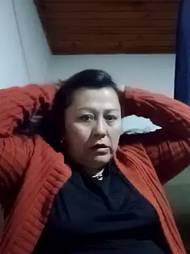 Snapshot of Darly_Gomez chatting on February 24, 2025, 11:19 pm Darly Gomez online show from February 24, 2025, 11:19 pm