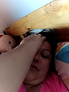 Snapshot of Darly_Gomez chatting on January 6, 2026, 2:21 pm Darly Gomez online show from January 6, 2026, 2:21 pm