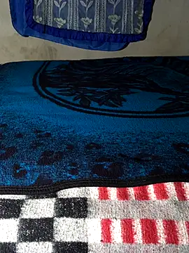 manuamador online show from October 20, 2025, 3:40 am