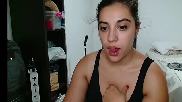 Ursumi1 online show from September 11, 2025, 12:49 pm