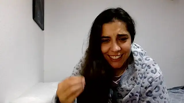 Ursumi1 online show from December 14, 2025, 4:12 pm