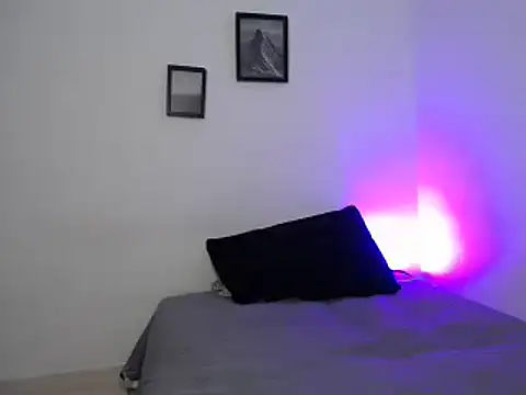 aria jhonsson online show from January 6, 2025, 3:09 am