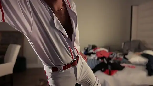 69woodinson online show from September 14, 2025, 9:19 am