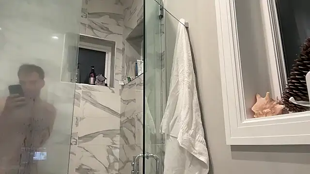 69woodinson online show from April 9, 2026, 1:16 am