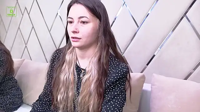 Ishtar Divine online show from March 14, 2025, 10:29 am