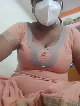 Snapshot of srivani143 chatting on November 18, 2025, 7:35 am srivani143 online show from November 18, 2025, 7:35 am