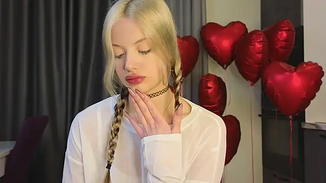  lovendy  online show from February 19, 2025, 2:23 pm