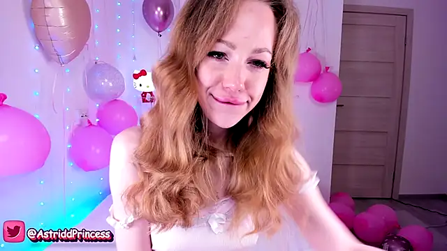 AstridHotty online show from October 15, 2025, 4:18 pm