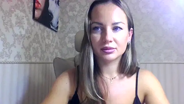 jennifer838 online show from September 19, 2025, 7:03 pm