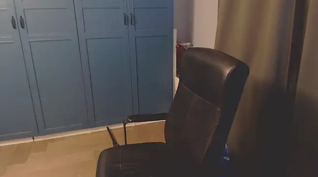 CuteMan33 online show from December 9, 2024, 11:26 am