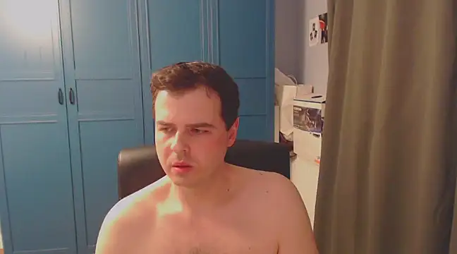 CuteMan33 online show from December 22, 2024, 10:04 pm