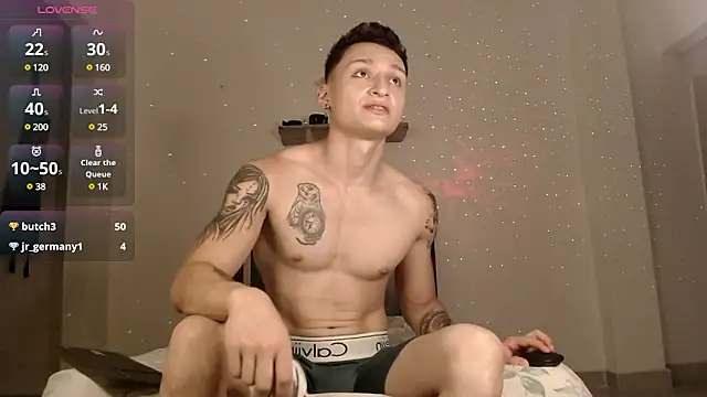 arthurphoenix  online show from January 2, 2025, 5:24 am