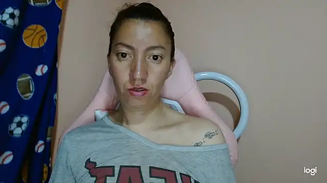 Snapshot of kaybabyhot chatting on May 3, 2026, 1:17 pm kaybabyhot online show from May 3, 2026, 1:17 pm