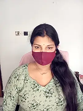 Hot-Angel  online show from November 5, 2025, 4:23 am