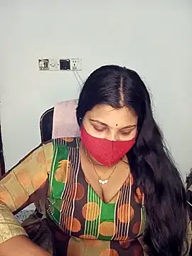 Hot-Angel  online show from November 18, 2025, 6:01 pm