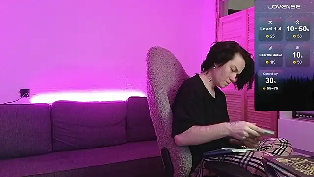 esajukyy online show from February 3, 2026, 2:00 pm