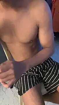 Snapshot of nick__yy chatting on October 28, 2025, 10:08 am nick yy online show from October 28, 2025, 10:08 am