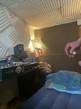 zenzero87 online show from March 26, 2026, 6:41 am