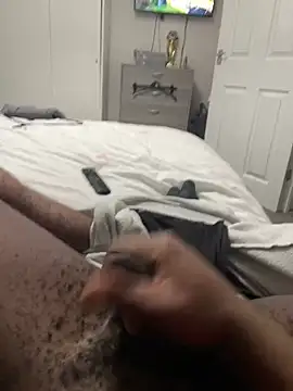 Hueythebbc online show from March 18, 2025, 6:37 pm