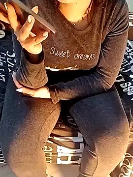 Snapshot of ShadiaStar chatting on January 18, 2025, 9:55 pm ShadiaStar online show from January 18, 2025, 9:55 pm