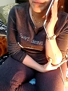 Snapshot of ShadiaStar chatting on January 20, 2025, 6:53 pm ShadiaStar online show from January 20, 2025, 6:53 pm