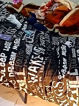 Snapshot of ShadiaStar chatting on January 22, 2025, 12:49 pm ShadiaStar online show from January 22, 2025, 12:49 pm