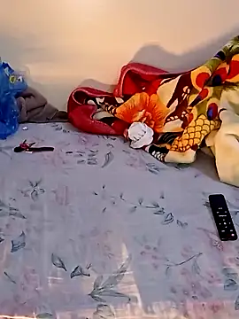 Snapshot of ShadiaStar chatting on February 2, 2025, 4:32 pm ShadiaStar online show from February 2, 2025, 4:32 pm