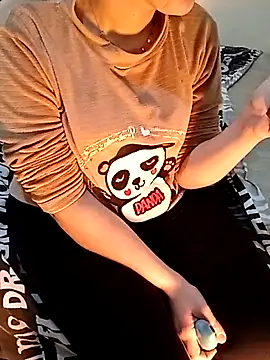 Snapshot of ShadiaStar chatting on February 6, 2025, 6:51 am ShadiaStar online show from February 6, 2025, 6:51 am