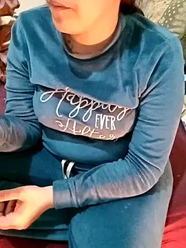 Snapshot of ShadiaStar chatting on March 13, 2025, 8:43 pm ShadiaStar online show from March 13, 2025, 8:43 pm