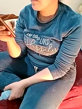 Snapshot of ShadiaStar chatting on March 14, 2025, 7:12 pm ShadiaStar online show from March 14, 2025, 7:12 pm