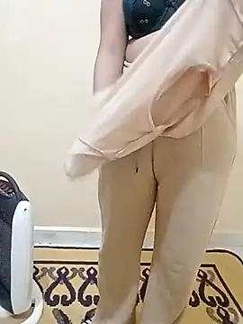 Snapshot of ShadiaStar chatting on March 18, 2025, 4:47 am ShadiaStar online show from March 18, 2025, 4:47 am