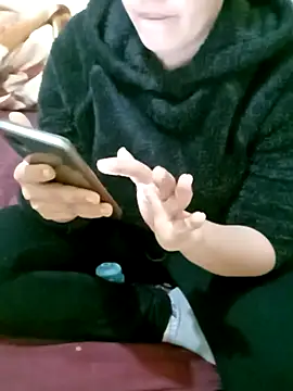 Snapshot of ShadiaStar chatting on March 19, 2025, 1:32 am ShadiaStar online show from March 19, 2025, 1:32 am