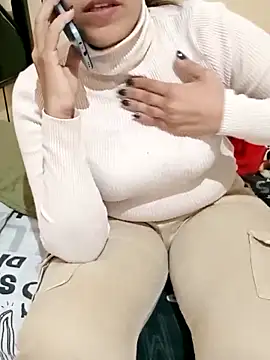 ShadiaStar online show from November 23, 2025, 5:46 pm