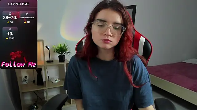 Snapshot of Sonya_Glen chatting on December 11, 2024, 10:16 pm Sonya Glen online show from December 11, 2024, 10:16 pm