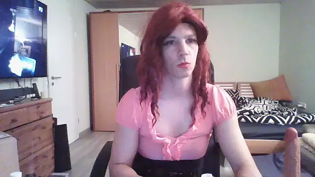 Snapshot of Kinky-Kristina chatting on October 21, 2025, 6:30 pm Kinky-Kristina online show from October 21, 2025, 6:30 pm