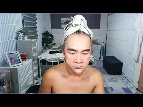 MS SexCumEducation TS online show from November 2, 2025, 1:24 pm