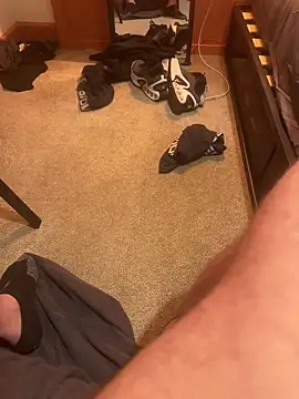 Snapshot of naughtyukcouple chatting on March 18, 2025, 1:53 am naughtyukcouple online show from March 18, 2025, 1:53 am