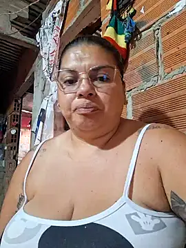 chubby sexy big tits online show from February 7, 2025, 11:45 am