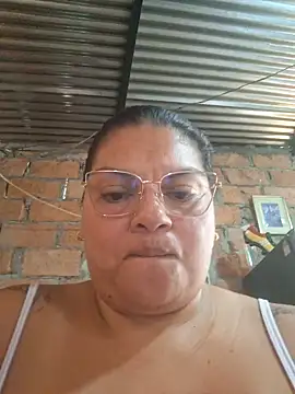 chubby sexy big tits online show from February 11, 2025, 1:20 pm