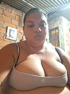 chubby sexy big tits online show from February 14, 2025, 1:56 am